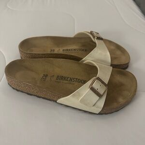 Birkenstock Madrid. Size 38. Pearl White.